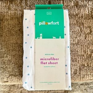 🌠NWT Pillowfort Microfiber Flat Sheet Twin